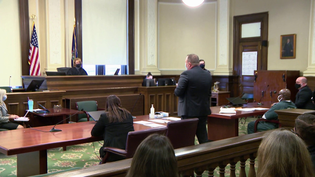 Court Cam, acción judicial